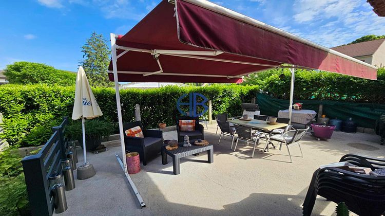 Ma-Cabane - Vente Local commercial MORESTEL, 122 m²