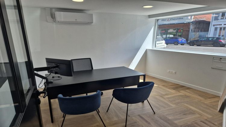 Ma-Cabane - Vente Local commercial Moulins, 230 m²