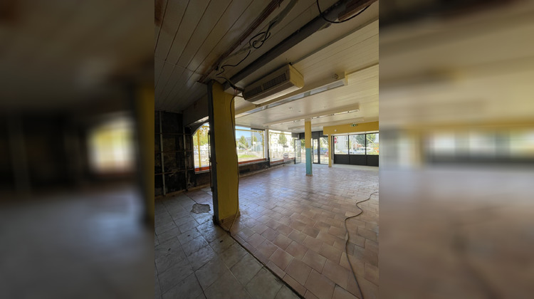 Ma-Cabane - Vente Local commercial Mourenx, 180 m²