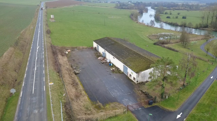 Ma-Cabane - Vente Local commercial MOUZON, 1141 m²