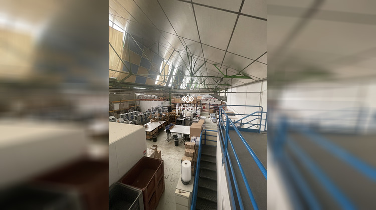 Ma-Cabane - Vente Local commercial Nanterre, 4351 m²