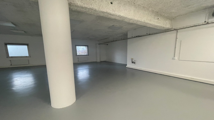 Ma-Cabane - Vente Local commercial Nanterre, 343 m²
