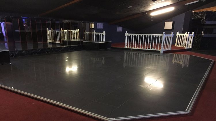 Ma-Cabane - Vente Local commercial NANTES, 1000 m²