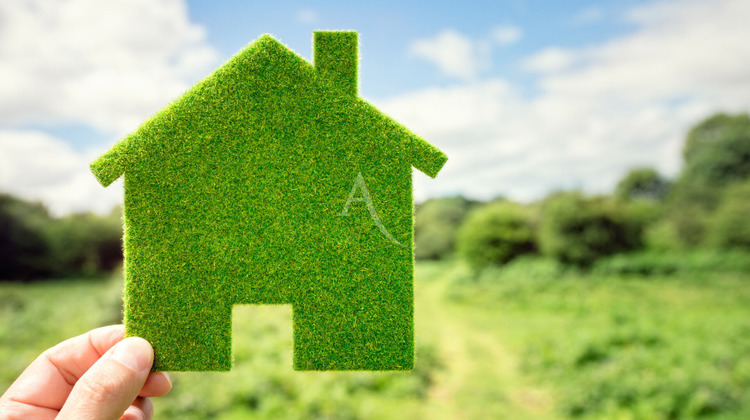 Ma-Cabane - Vente Local commercial NEANT-SUR-YVEL, 57 m²