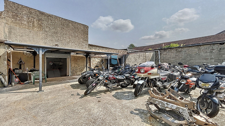 Ma-Cabane - Vente Local commercial NEMOURS, 700 m²