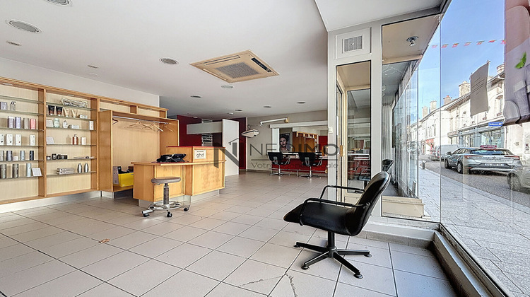 Ma-Cabane - Vente Local commercial NEUFCHATEAU, 51 m²