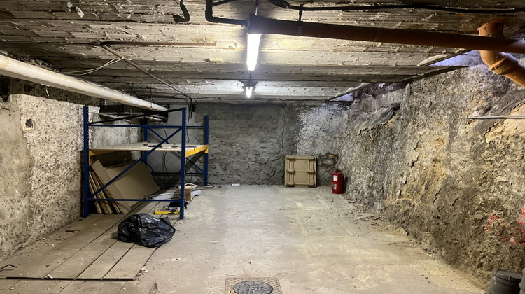 Ma-Cabane - Vente Local commercial Neuilly-sur-Seine, 776 m²
