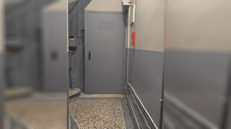 Ma-Cabane - Vente Local commercial NEUILLY SUR SEINE, 12 m²