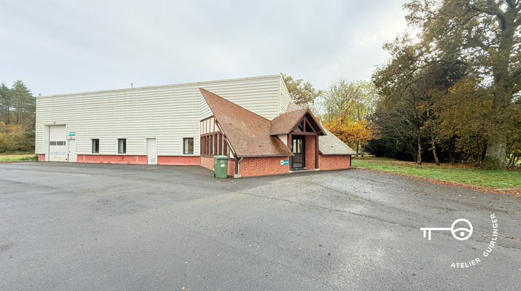 Ma-Cabane - Vente Local commercial NEUNG-SUR-BEUVRON, 447 m²