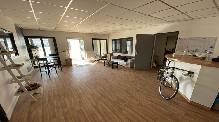 Ma-Cabane - Vente Local commercial Neuville-de-Poitou, 952 m²