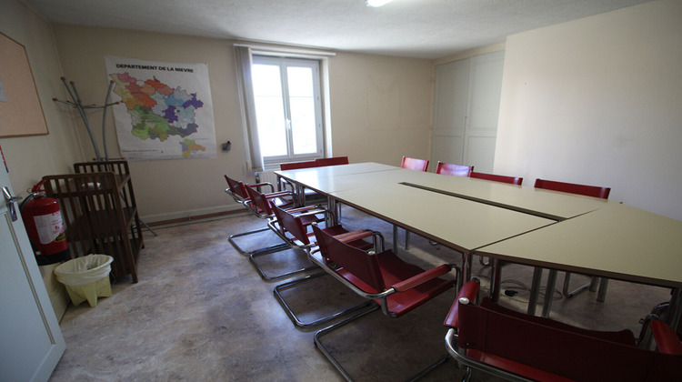 Ma-Cabane - Vente Local commercial NEVERS, 217 m²