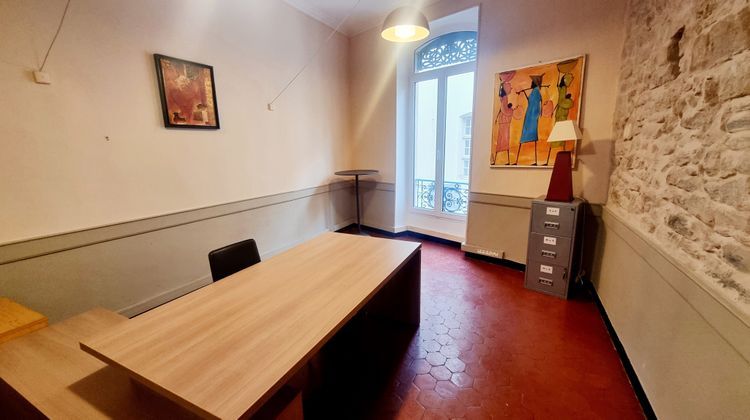 Ma-Cabane - Vente Local commercial Nîmes, 75 m²