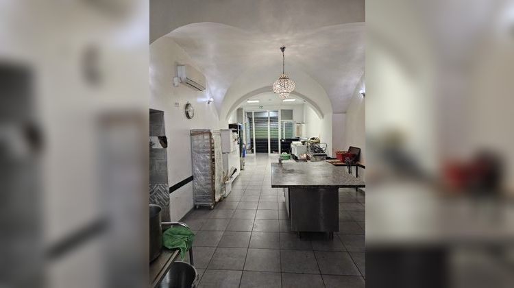 Ma-Cabane - Vente Local commercial Nîmes, 130 m²