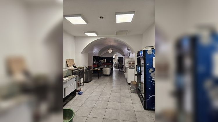 Ma-Cabane - Vente Local commercial Nîmes, 130 m²