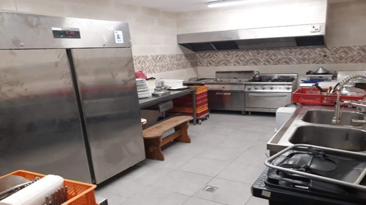 Ma-Cabane - Vente Local commercial Nîmes, 130 m²