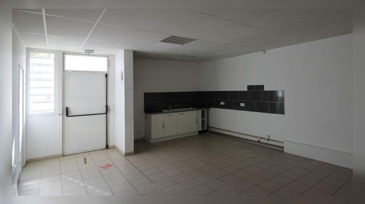 Ma-Cabane - Vente Local commercial Nîmes, 206 m²