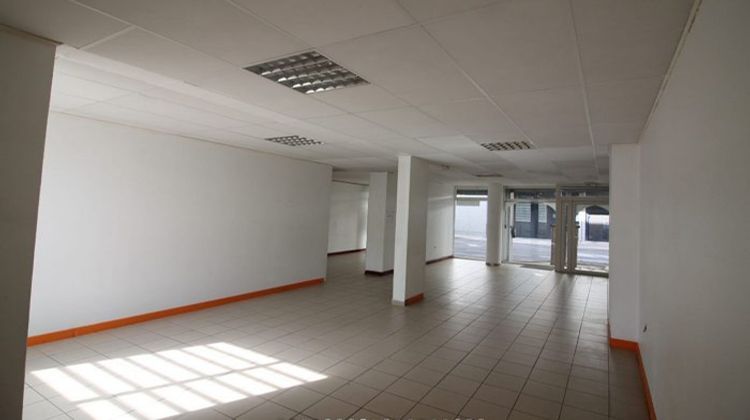 Ma-Cabane - Vente Local commercial Nîmes, 206 m²