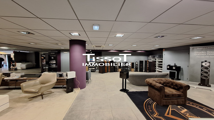 Ma-Cabane - Vente Local commercial Nîmes, 661 m²