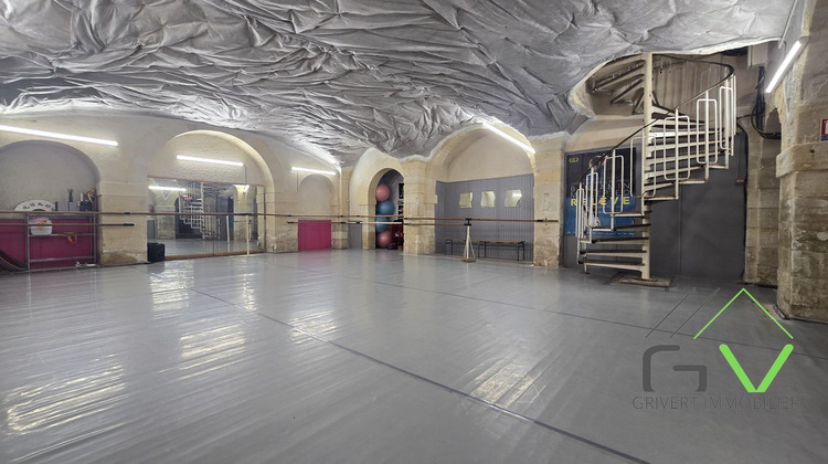 Ma-Cabane - Vente Local commercial Nîmes, 322 m²