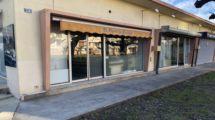 Ma-Cabane - Vente Local commercial Nîmes, 52 m²