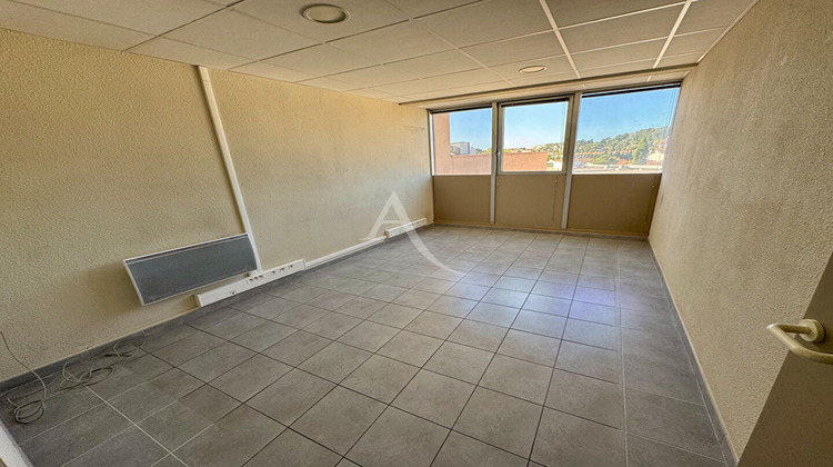 Ma-Cabane - Vente Local commercial NIMES, 103 m²