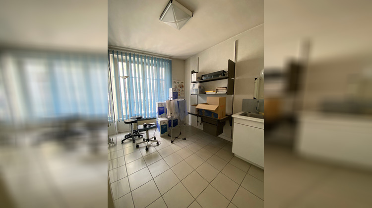 Ma-Cabane - Vente Local commercial NIORT, 289 m²