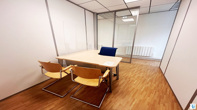 Ma-Cabane - Vente Local commercial NOTRE-DAME-DE-BONDEVILLE, 190 m²