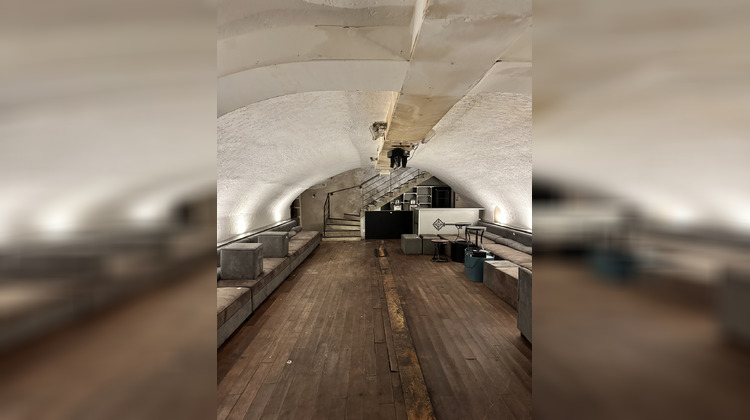 Ma-Cabane - Vente Local commercial Orléans, 349 m²