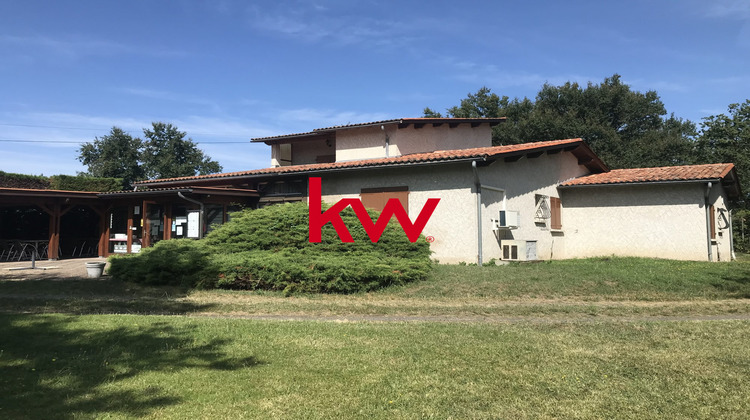 Ma-Cabane - Vente Local commercial Orléat, 300 m²