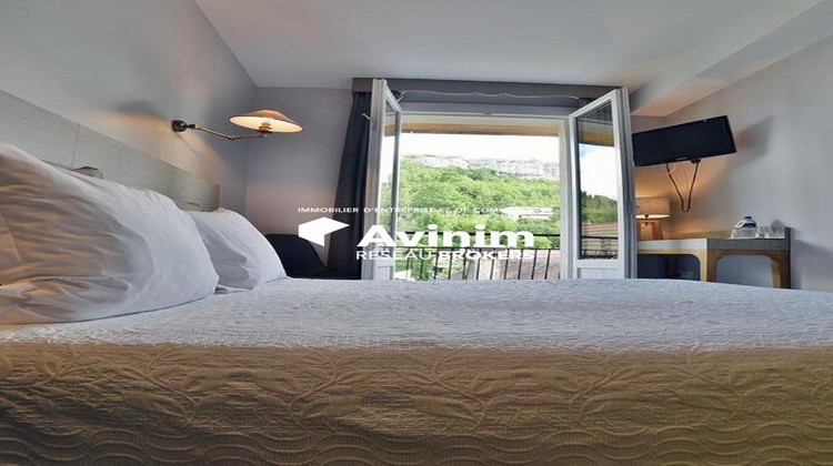 Ma-Cabane - Vente Local commercial ORNANS, 2700 m²