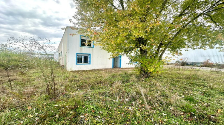 Ma-Cabane - Vente Local commercial Ornex, 350 m²