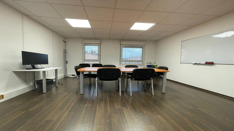 Ma-Cabane - Vente Local commercial OYONNAX, 104 m²