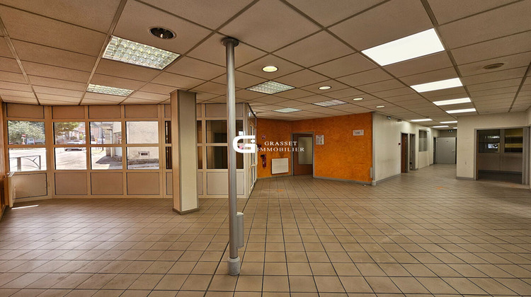 Ma-Cabane - Vente Local commercial OYONNAX, 207 m²