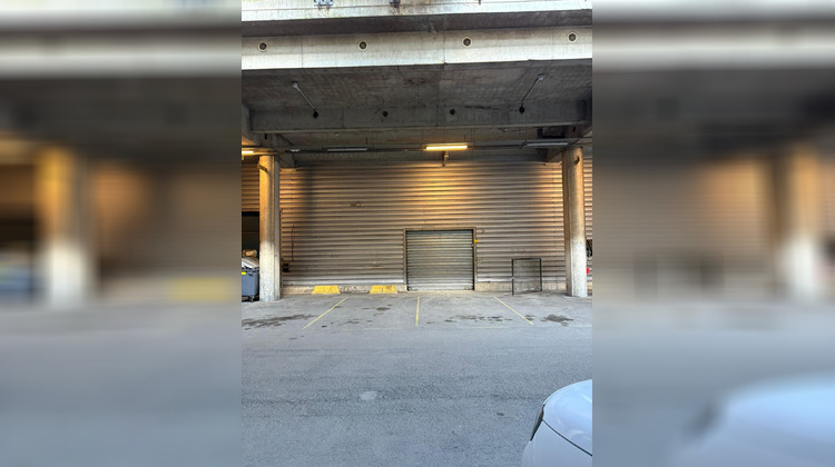 Ma-Cabane - Vente Local commercial Pantin, 1833 m²