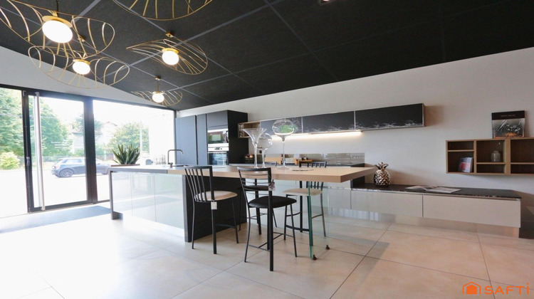 Ma-Cabane - Vente Local commercial Parentis-en-Born, 558 m²