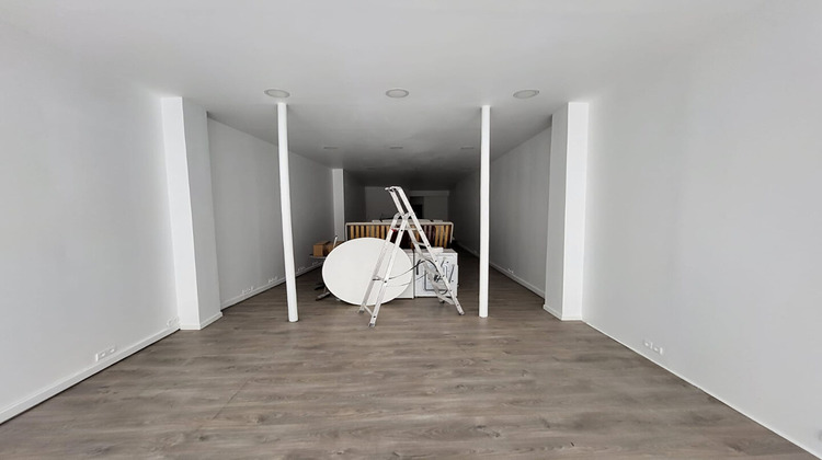 Ma-Cabane - Vente Local commercial PARIS 10, 81 m²