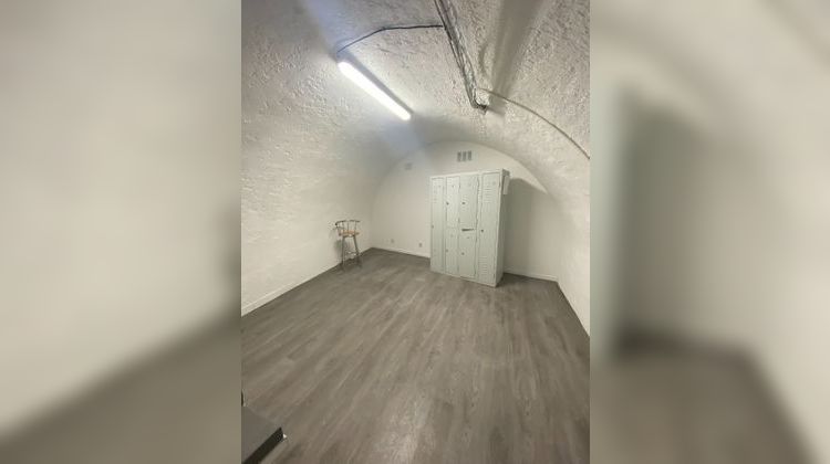 Ma-Cabane - Vente Local commercial PARIS 11, 110 m²