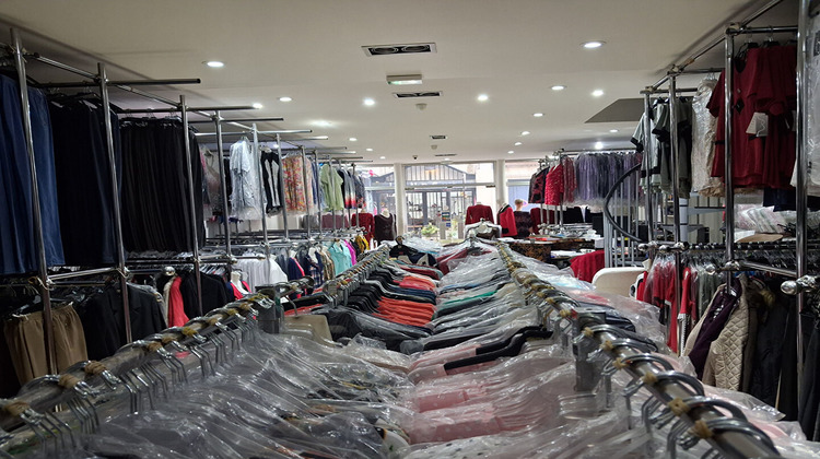 Ma-Cabane - Vente Local commercial PARIS 11, 115 m²