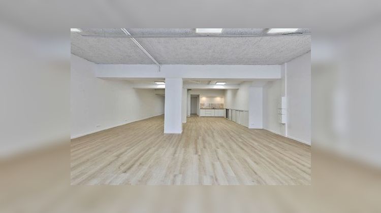 Ma-Cabane - Vente Local commercial PARIS 15, 136 m²