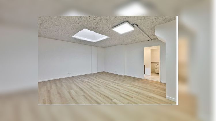 Ma-Cabane - Vente Local commercial PARIS 15, 136 m²