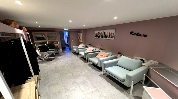 Ma-Cabane - Vente Local commercial PARIS 15, 136 m²