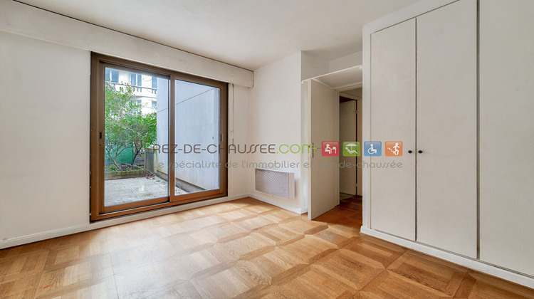 Ma-Cabane - Vente Local commercial PARIS 16, 61 m²