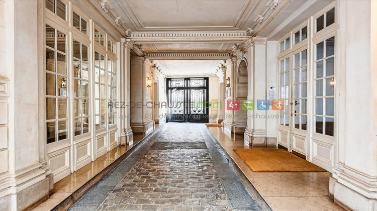 Ma-Cabane - Vente Local commercial PARIS 16, 185 m²