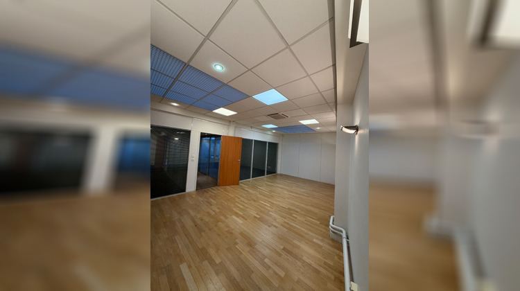 Ma-Cabane - Vente Local commercial PARIS 17, 534 m²