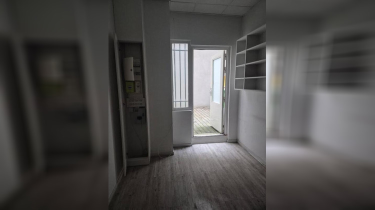 Ma-Cabane - Vente Local commercial PARIS 18E ARRONDISSEMENT, 56 m²