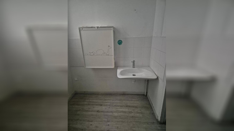 Ma-Cabane - Vente Local commercial PARIS 18E ARRONDISSEMENT, 56 m²