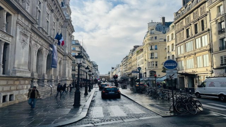 Ma-Cabane - Vente Local commercial Paris, 130 m²