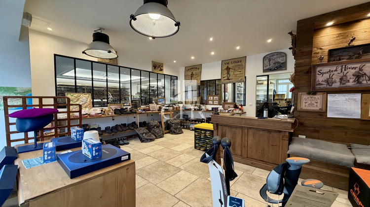 Ma-Cabane - Vente Local commercial Paris, 137 m²