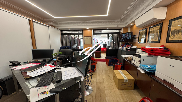Ma-Cabane - Vente Local commercial Paris, 132 m²