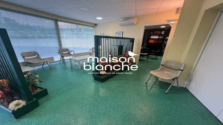 Ma-Cabane - Vente Local commercial Parthenay, 135 m²